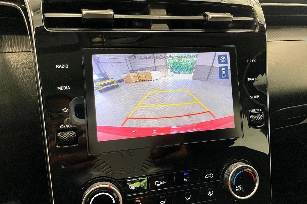 Used 2023 Hyundai Tucson SE AWD/4WD image 14
