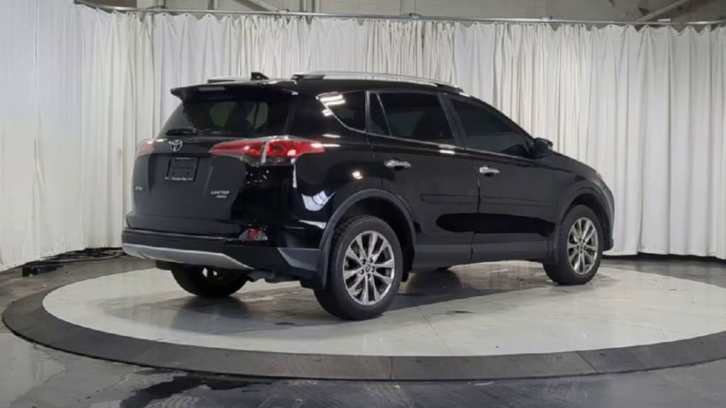 Used 2016 Toyota RAV4 Limited AWD/4WD image 10