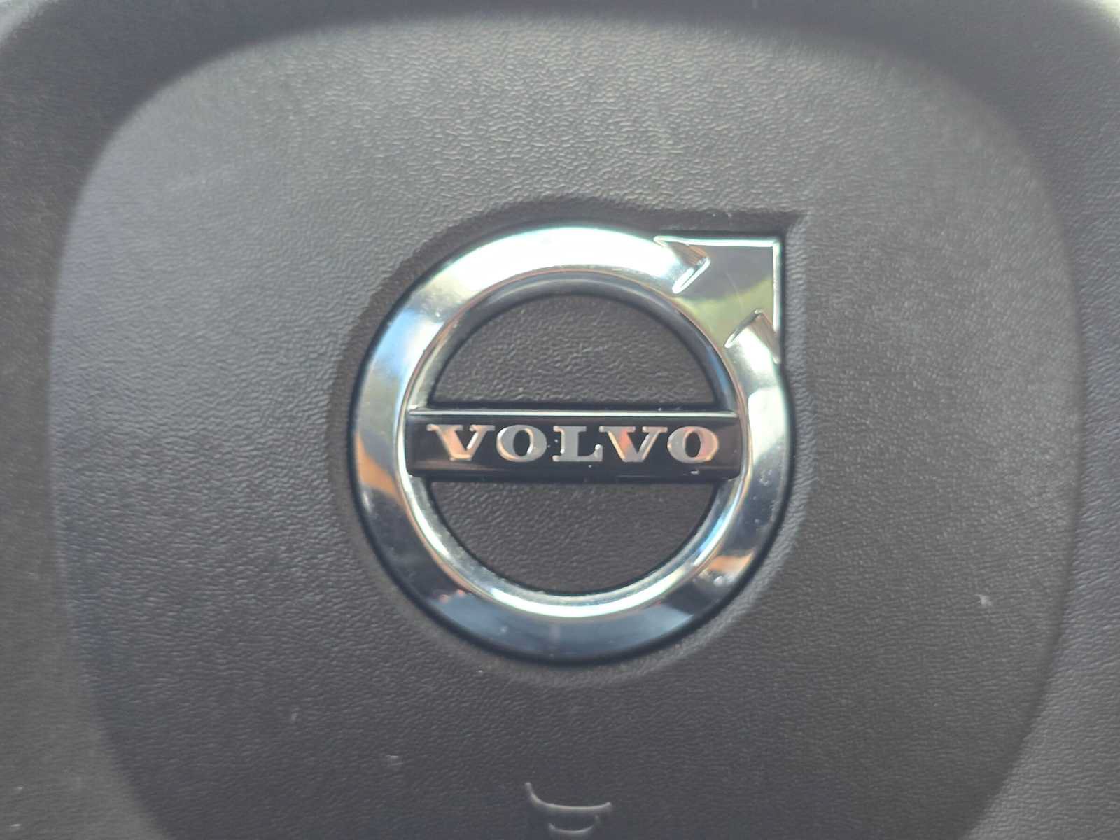 Used 2016 Volvo XC90 T6 Inscription w/ Vision Package AWD/4WD image 30