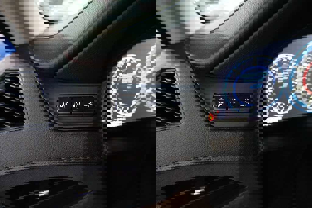 Used 2015 Cadillac Escalade ESV Premium image 39