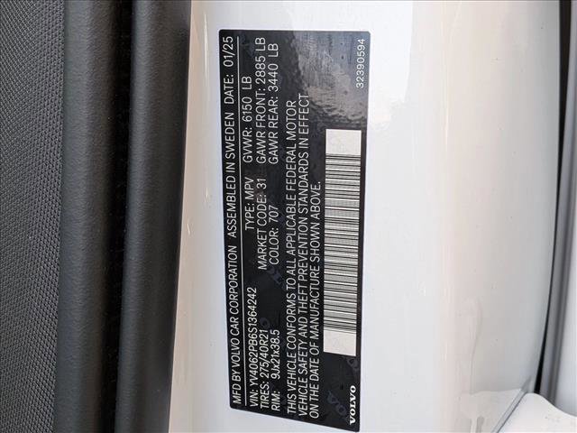 Certified 2025 Volvo XC90 B6 Plus w/ Protection Package Premier image 25