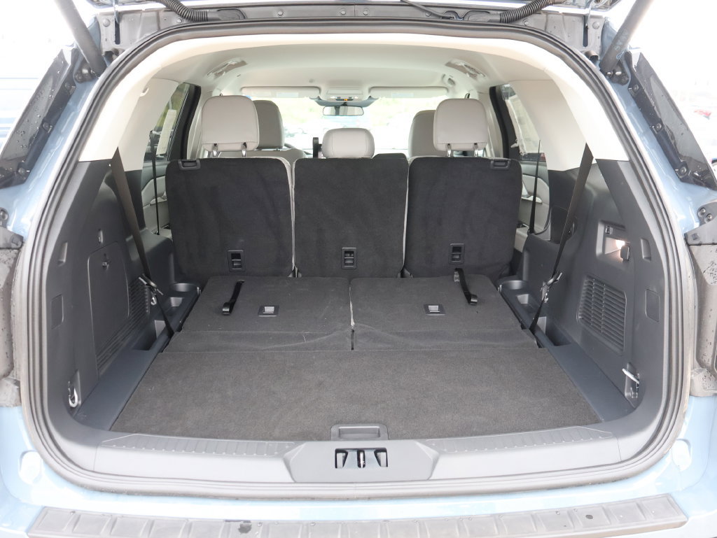 New 2026 Ford Explorer Active w/ Active Comfort Package AWD/4WD image 14
