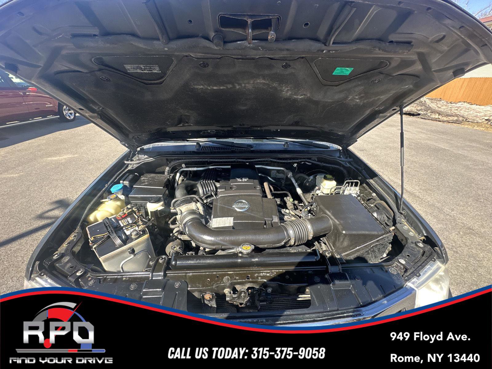 Used 2013 Nissan Frontier SV image 28