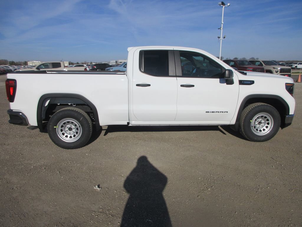 New 2026 GMC Sierra 1500 Pro image 3