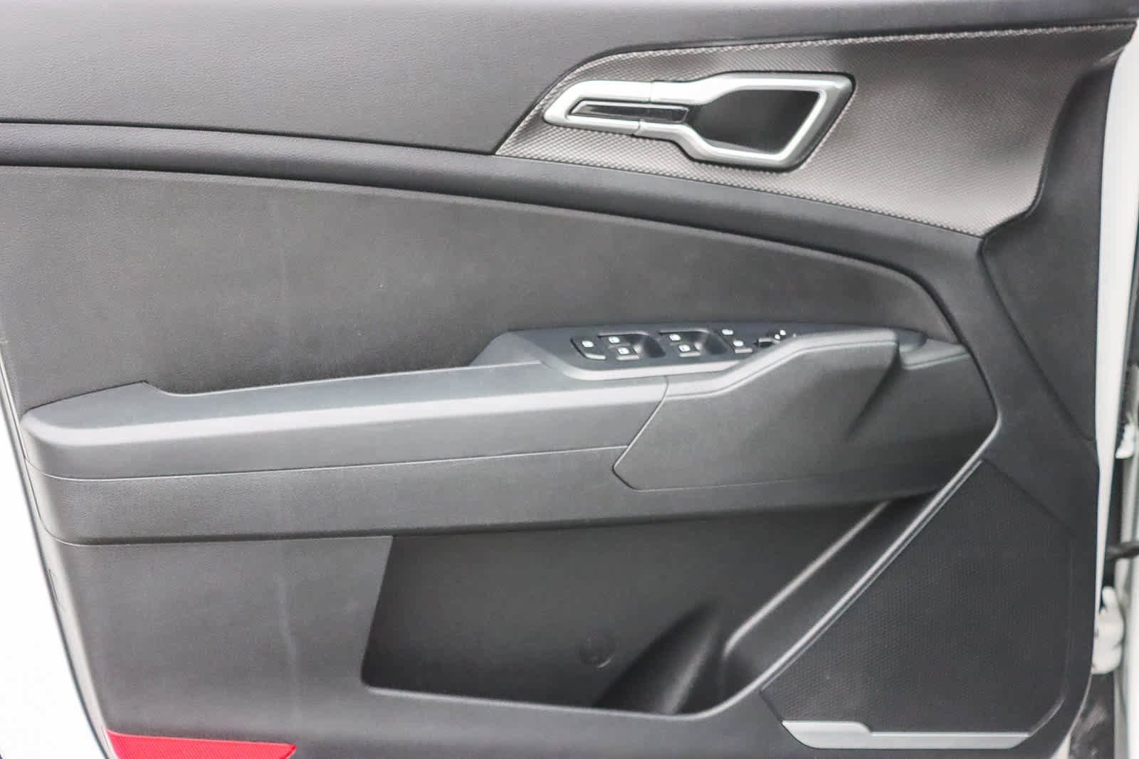 Used 2023 Kia Sportage LX image 19