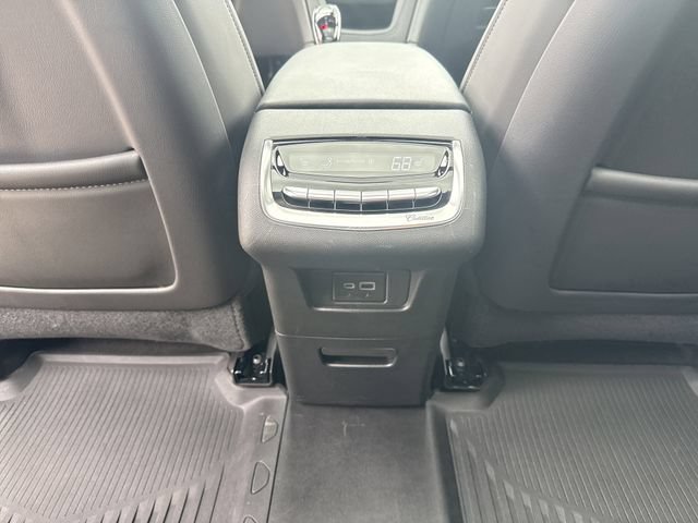 Certified 2025 Cadillac XT6 Premium Luxury w/ LPO, Floor Liner Package AWD/4WD image 13