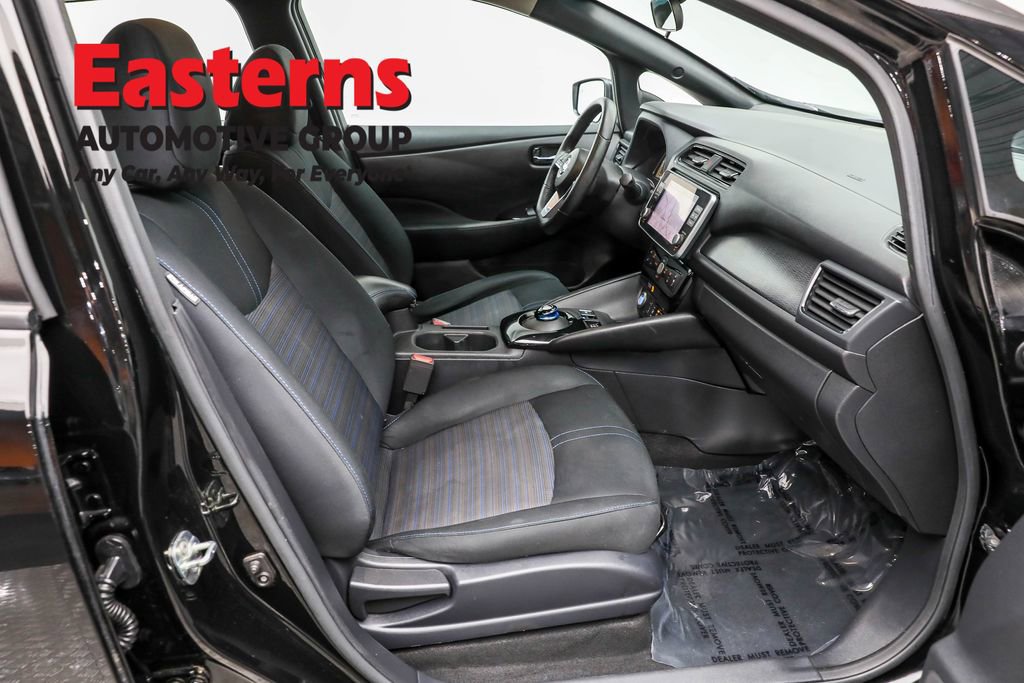 Used 2020 Nissan Leaf SV w/ SV All Weather Package image 24