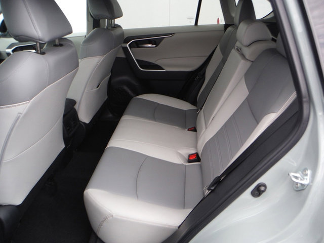Used 2023 Toyota RAV4 XLE Premium AWD/4WD image 43
