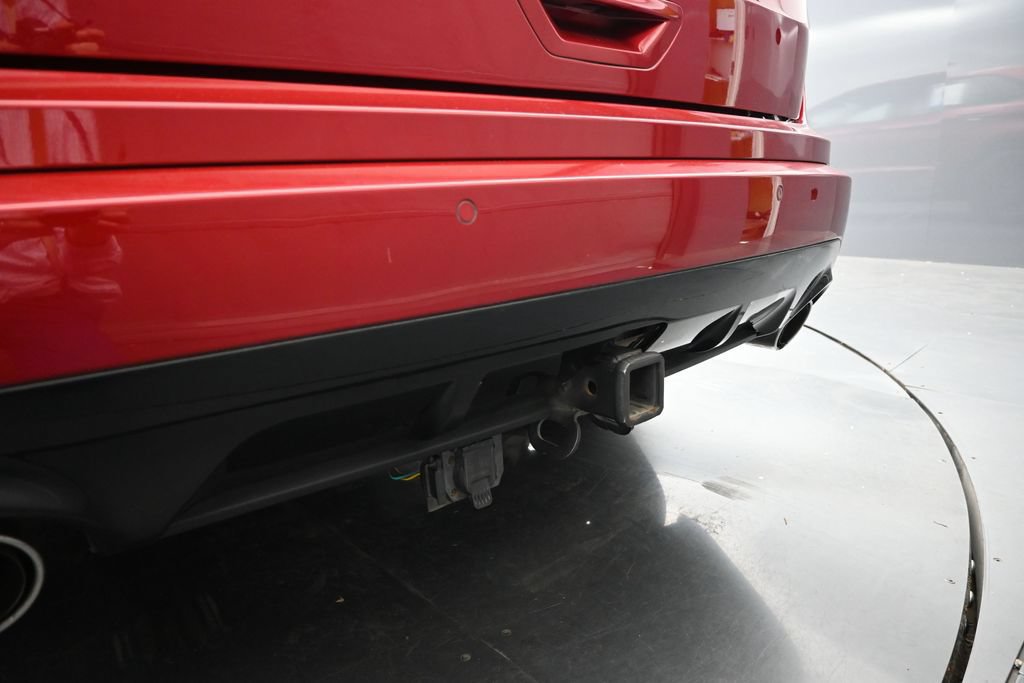 Certified 2021 Ford Edge ST-Line w/ Class II Trailer Tow Package AWD/4WD image 2