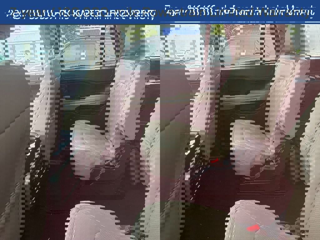 Certified 2024 Ford Expedition Limited image 4