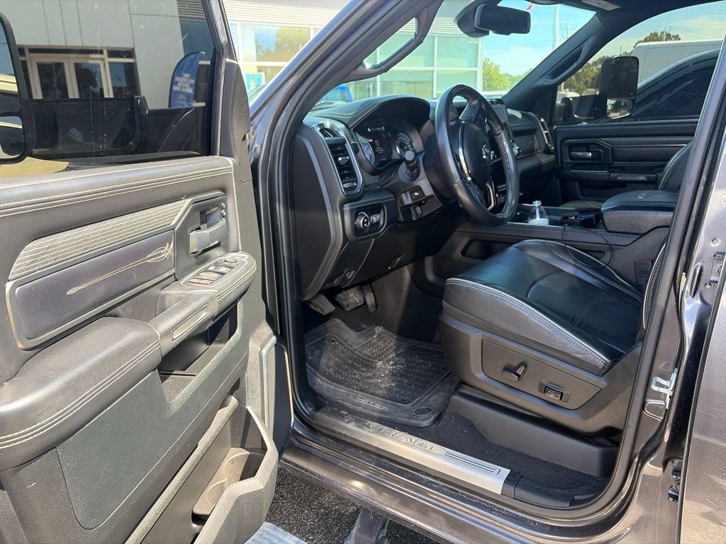 Used 2021 RAM 2500 Limited w/ Night Edition AWD/4WD image 9