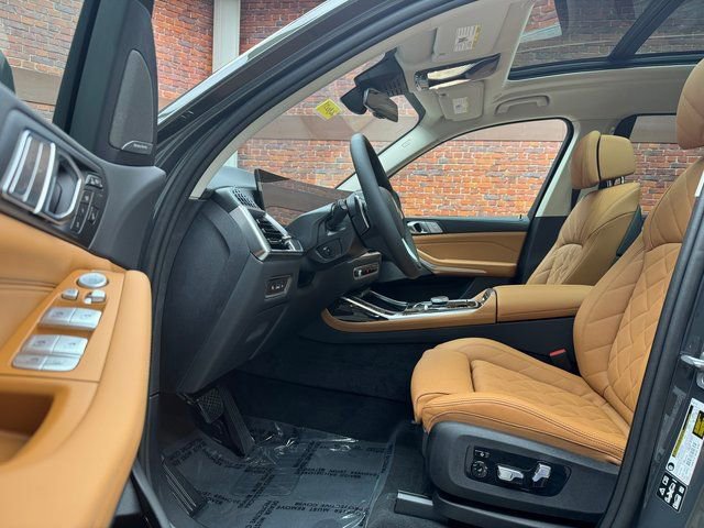 Used 2026 BMW X7 xDrive40i AWD/4WD image 22