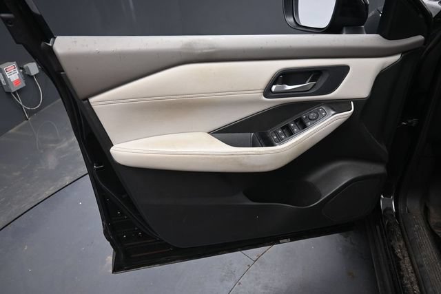 Used 2023 Nissan Rogue SV w/ SV Premium B Package AWD/4WD image 13