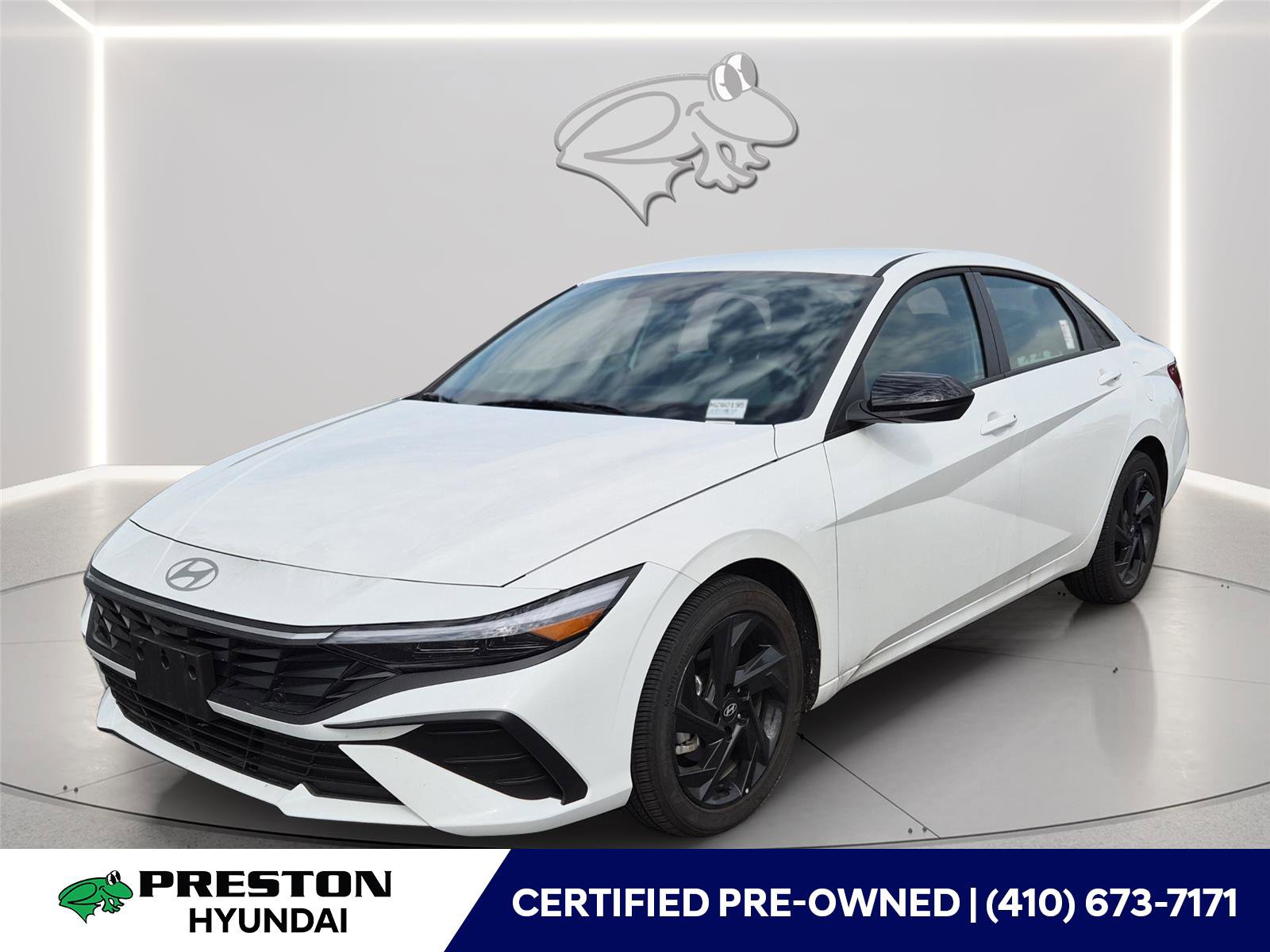 Used 2026 Hyundai Elantra Sport FWD image 1
