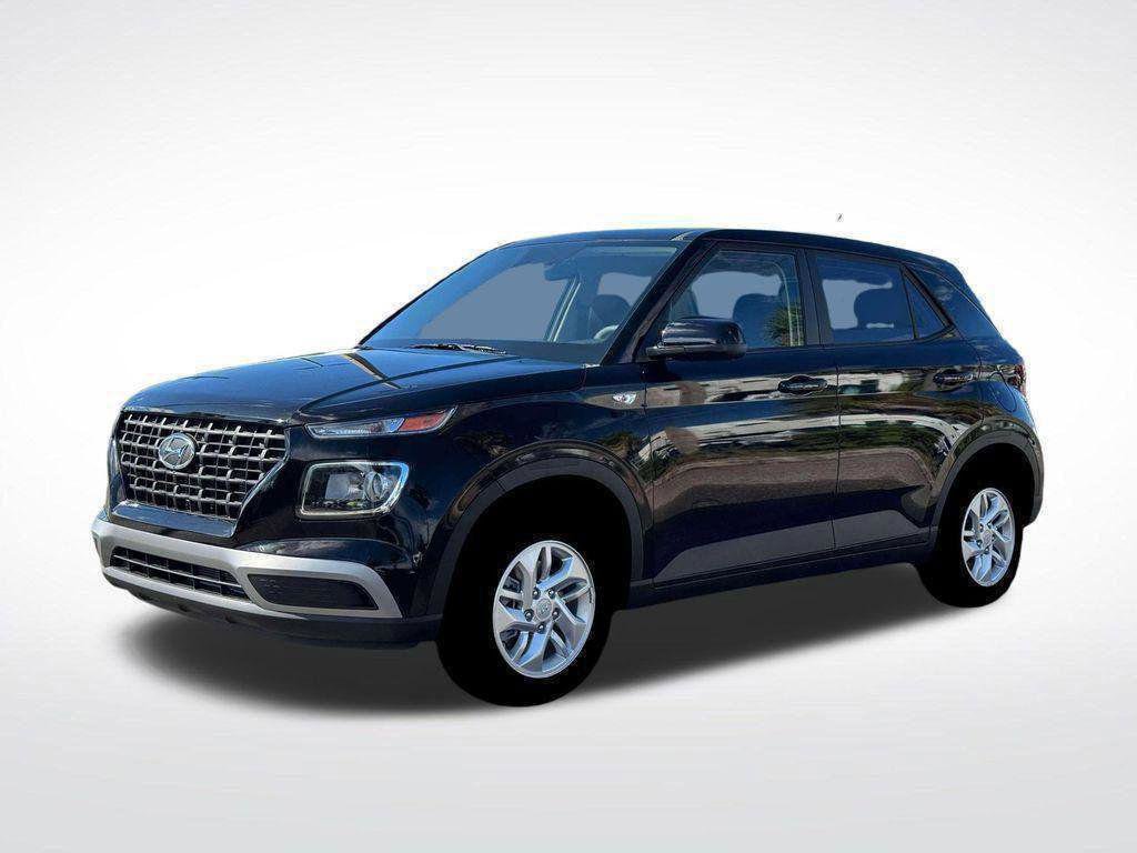 New 2026 Hyundai Venue SE FWD image 2