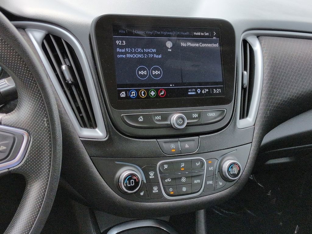 Used 2024 Chevrolet Malibu LT FWD image 24