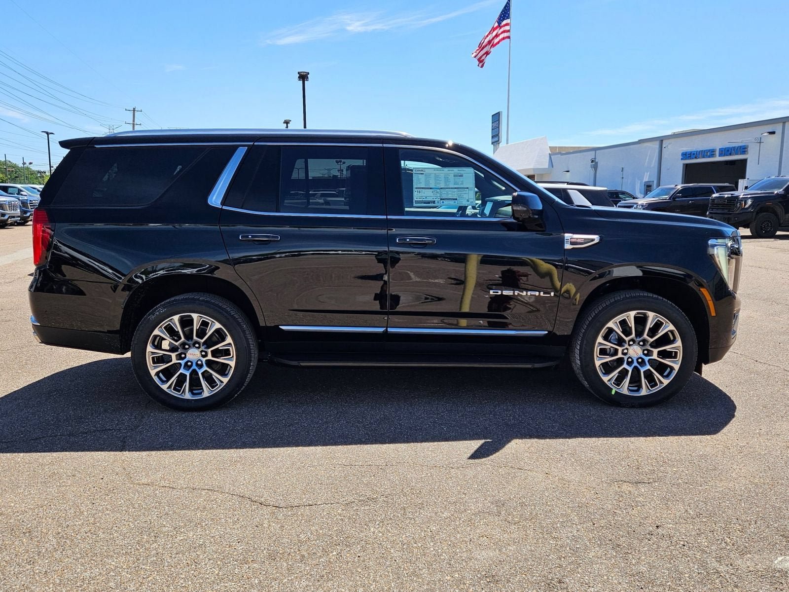 New 2026 GMC Yukon Denali AWD/4WD image 7