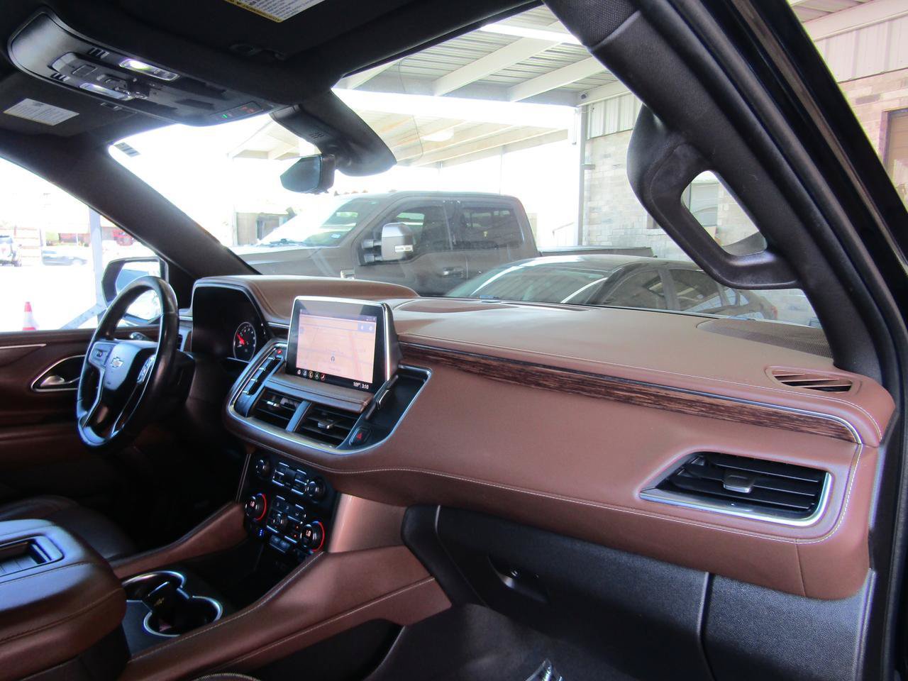 Used 2021 Chevrolet Tahoe High Country AWD/4WD image 12