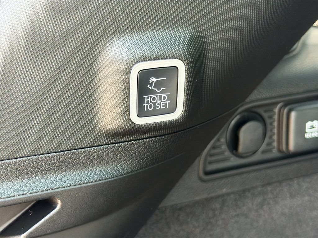 New 2026 Jeep Grand Cherokee Summit AWD/4WD image 15