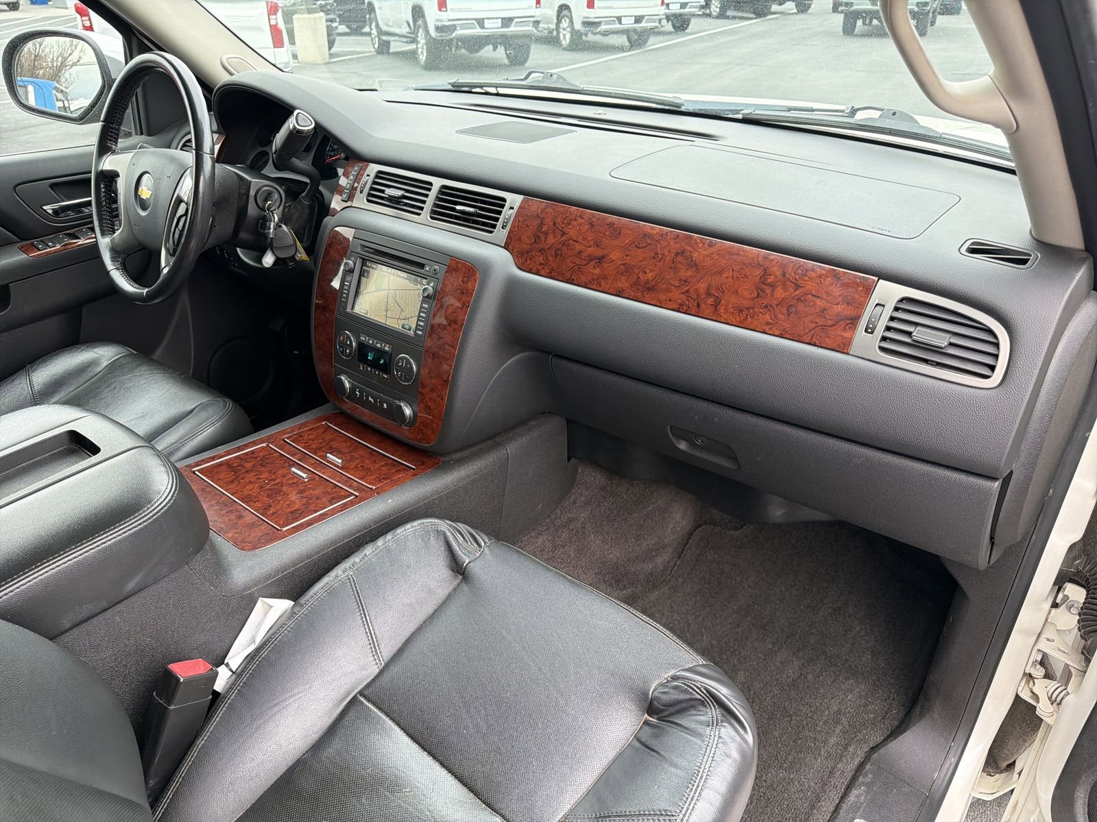 Used 2011 Chevrolet Avalanche LTZ image 27