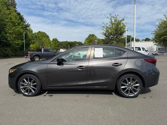 Used 2018 MAZDA MAZDA3 Grand Touring w/ Premium Equipment Package FWD image 2