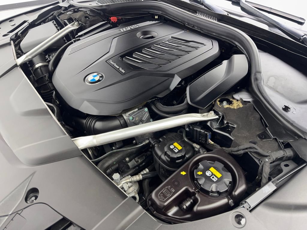 Used 2022 BMW 740i image 75