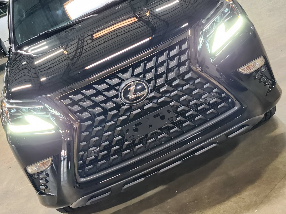 Used 2022 Lexus GX 460 w/ Black Line Special Edition AWD/4WD image 19