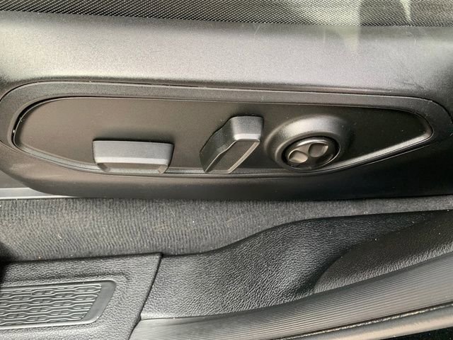 Used 2023 Jeep Grand Cherokee Limited w/ Luxury Tech Group II image 20