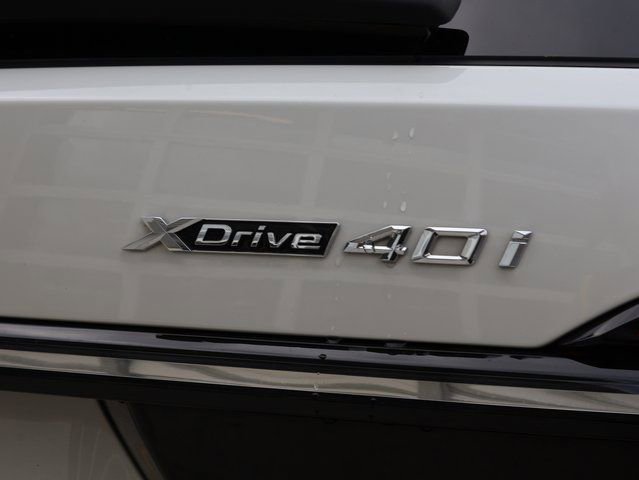 Used 2024 BMW X7 xDrive40i w/ Climate Comfort Package image 20