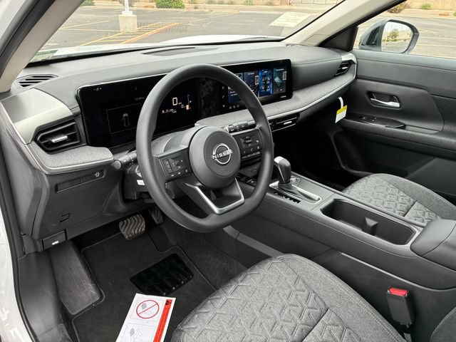 New 2026 Nissan Kicks SV w/ Charging Package FWD image 11