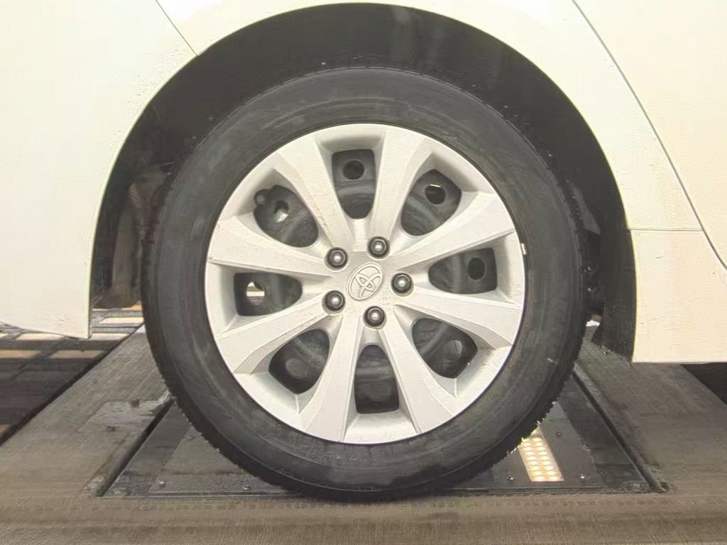 Used 2024 Toyota Corolla LE image 22