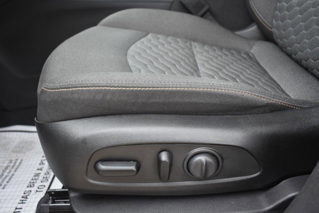 Used 2020 Chevrolet Equinox LT image 14