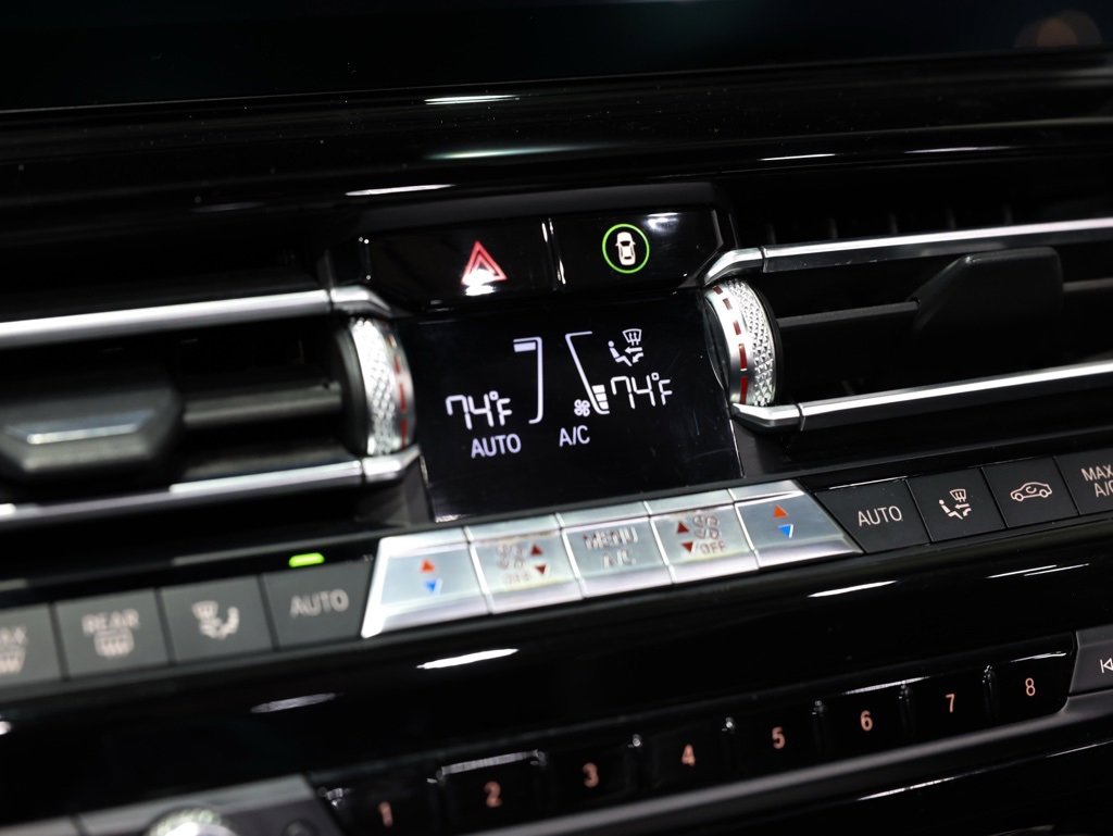 Used 2019 BMW M850i xDrive M850i xDrive image 2