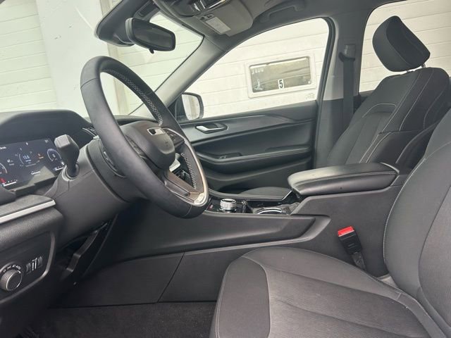 Certified 2023 Jeep Grand Cherokee L Laredo w/ Luxury Tech Group I image 9