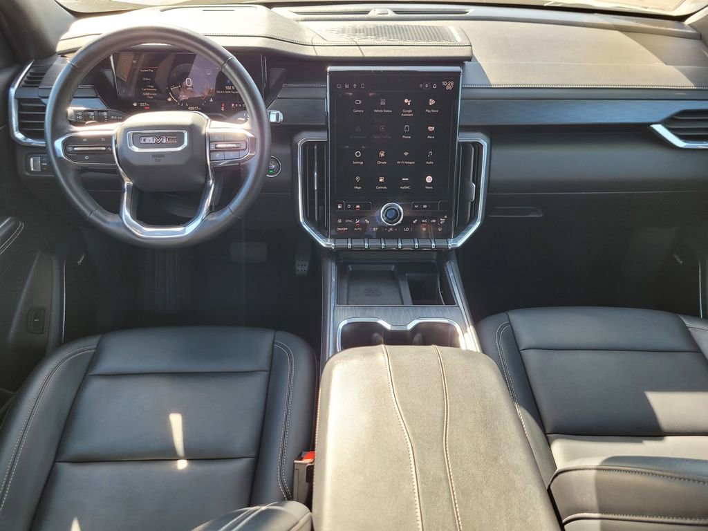 Used 2024 GMC Acadia Elevation image 13