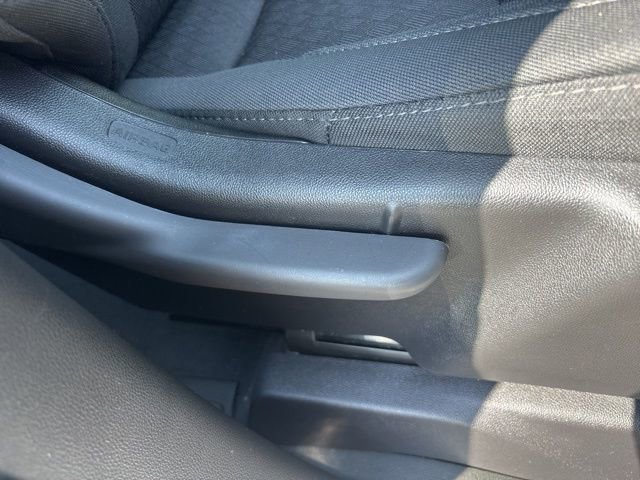 Used 2024 Chevrolet Silverado 1500 LT image 13