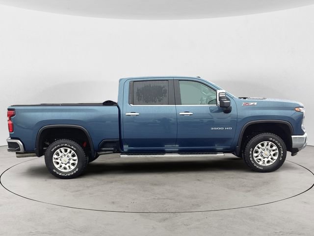 Used 2024 Chevrolet Silverado 3500 LTZ image 6