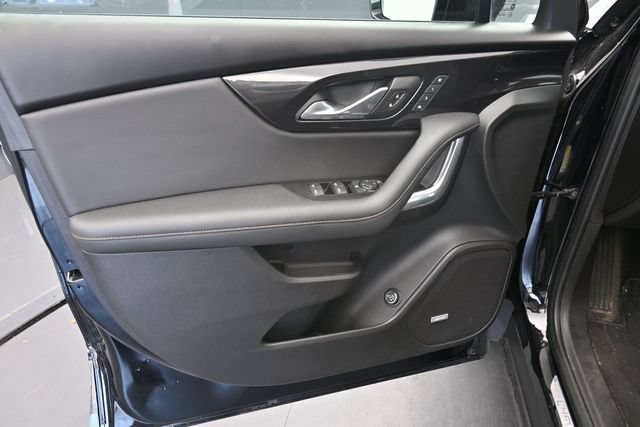 Used 2019 Chevrolet Blazer Premier w/ Sun and Wheels Package AWD/4WD image 17