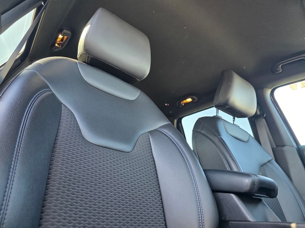 New 2026 Jeep Compass Latitude AWD/4WD image 14