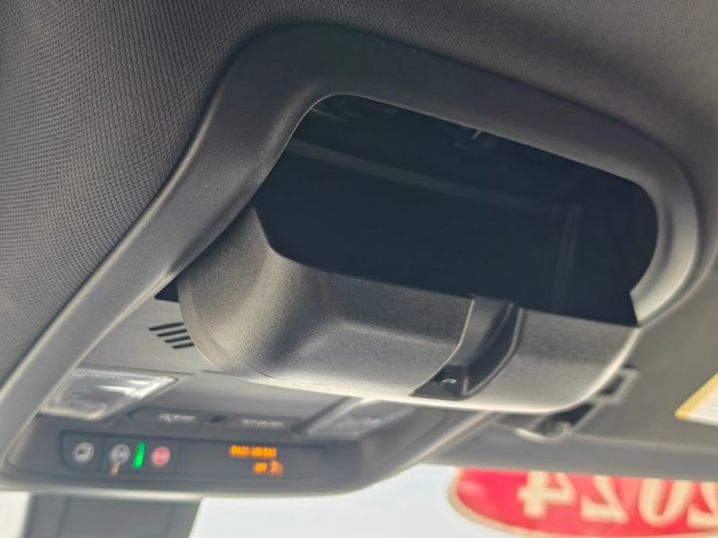 Used 2024 Chevrolet Equinox RS image 41