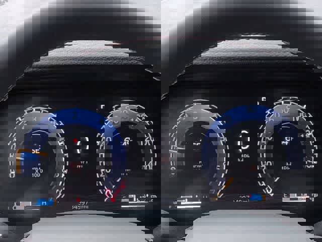 Used 2025 Jeep Grand Cherokee Altitude image 32