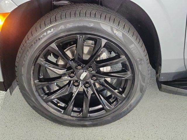 Certified 2023 Cadillac Escalade ESV Sport w/ LPO, ONYX Package AWD/4WD image 9