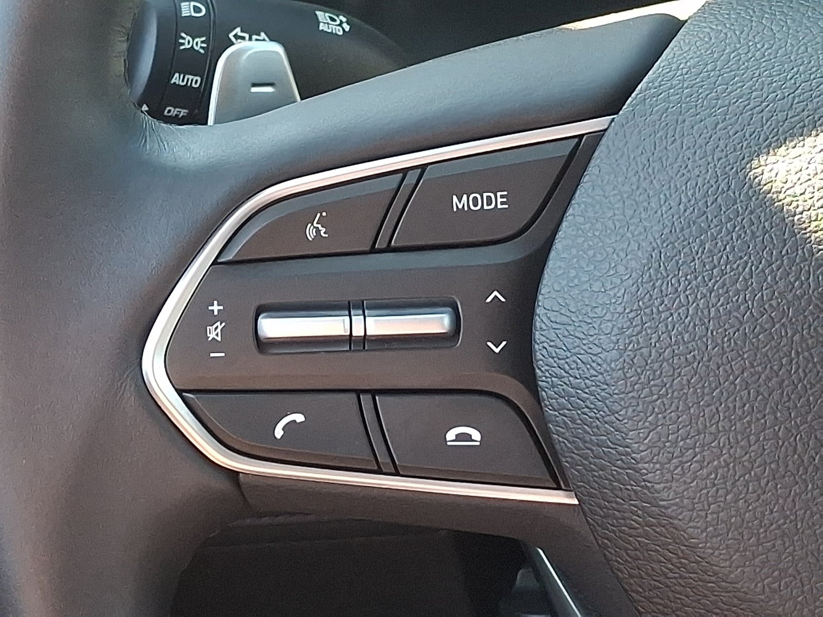 Certified 2023 Hyundai Santa Fe SEL w/ Premium Package AWD/4WD image 22