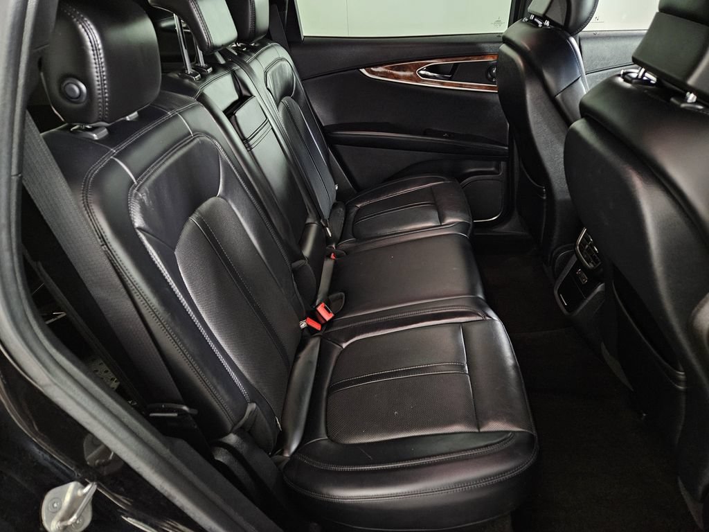 Used 2020 Lincoln Nautilus Reserve AWD/4WD image 23