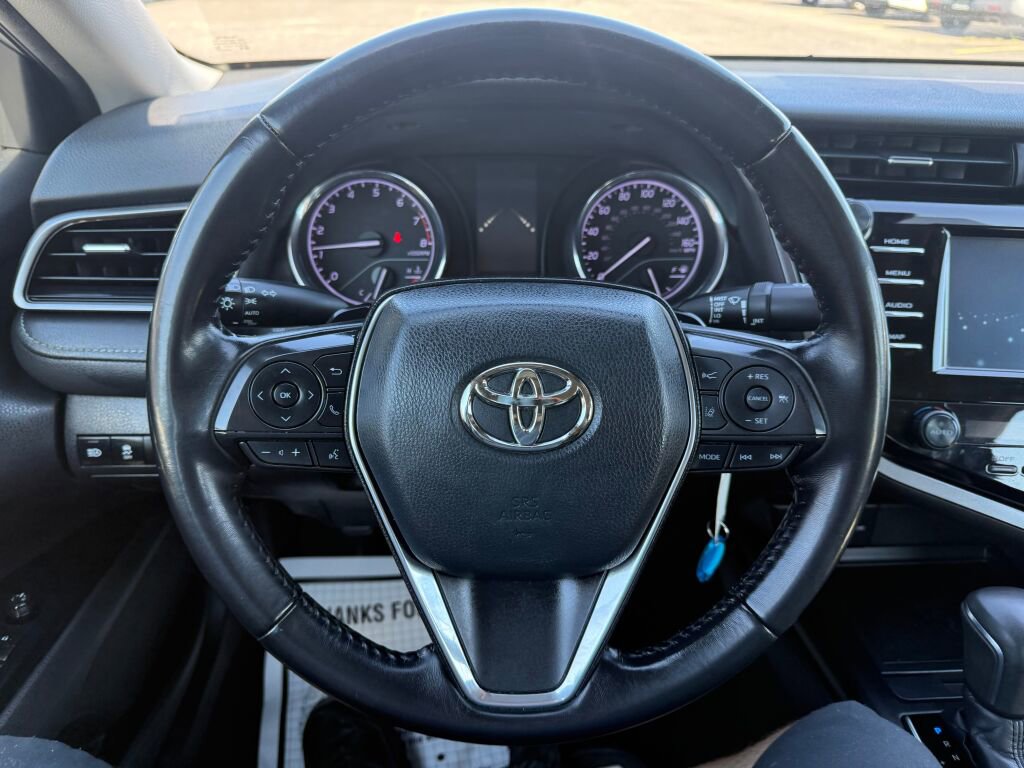 Used 2019 Toyota Camry LE image 13