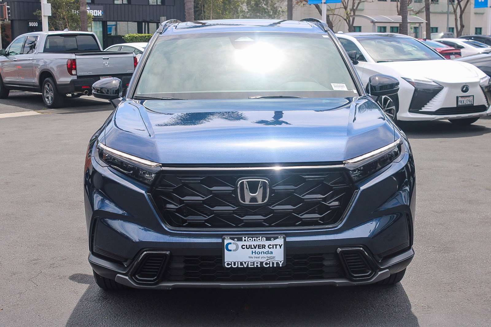 Used 2023 Honda CR-V Sport image 2