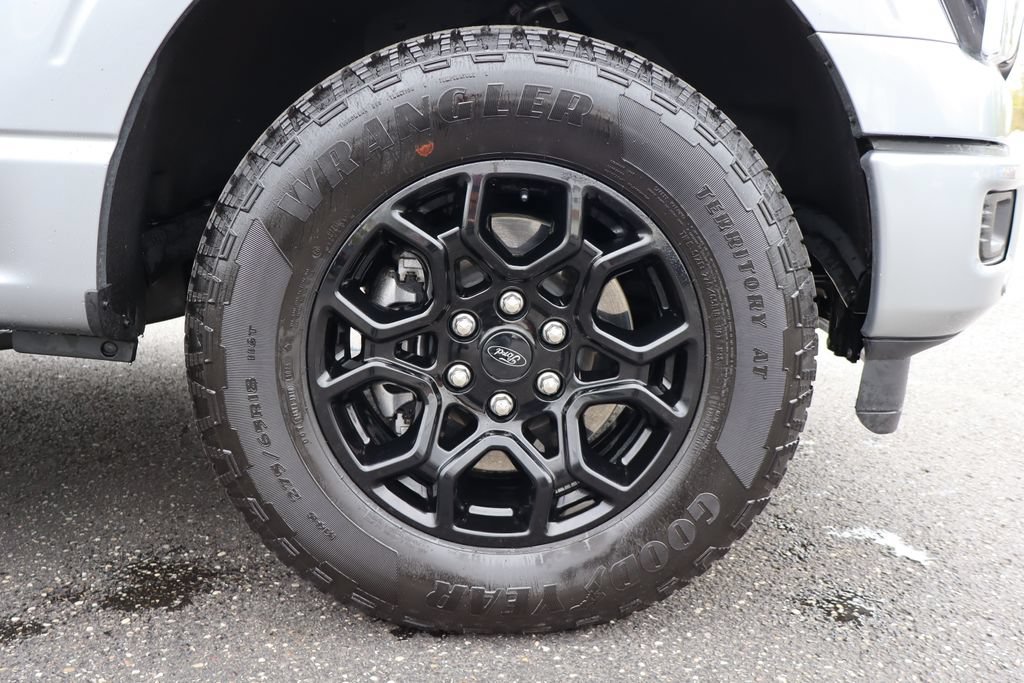 Used 2025 Ford F150 Lariat AWD/4WD image 10