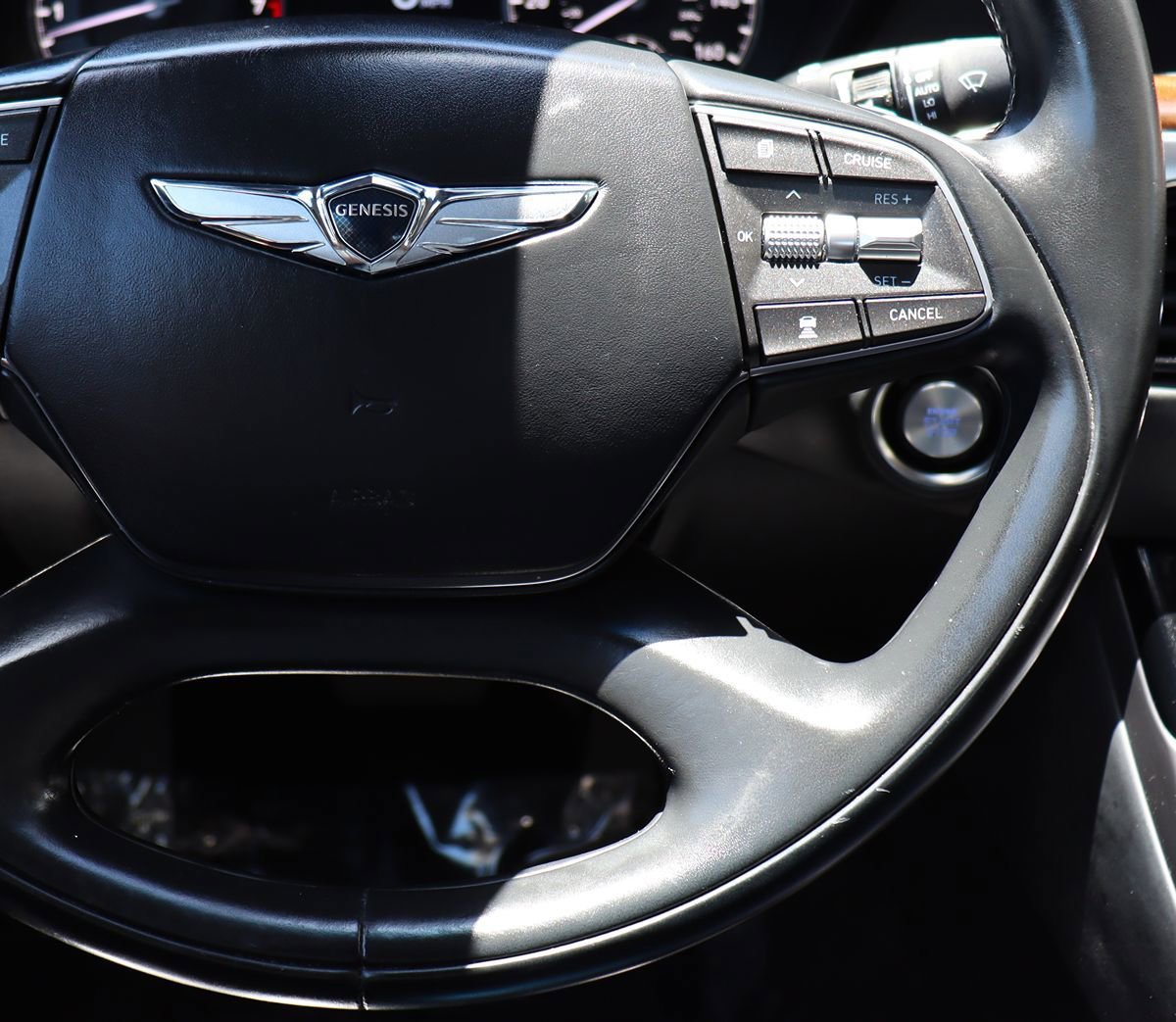 Used 2019 Genesis G90 5.0 Ultimate RWD image 58