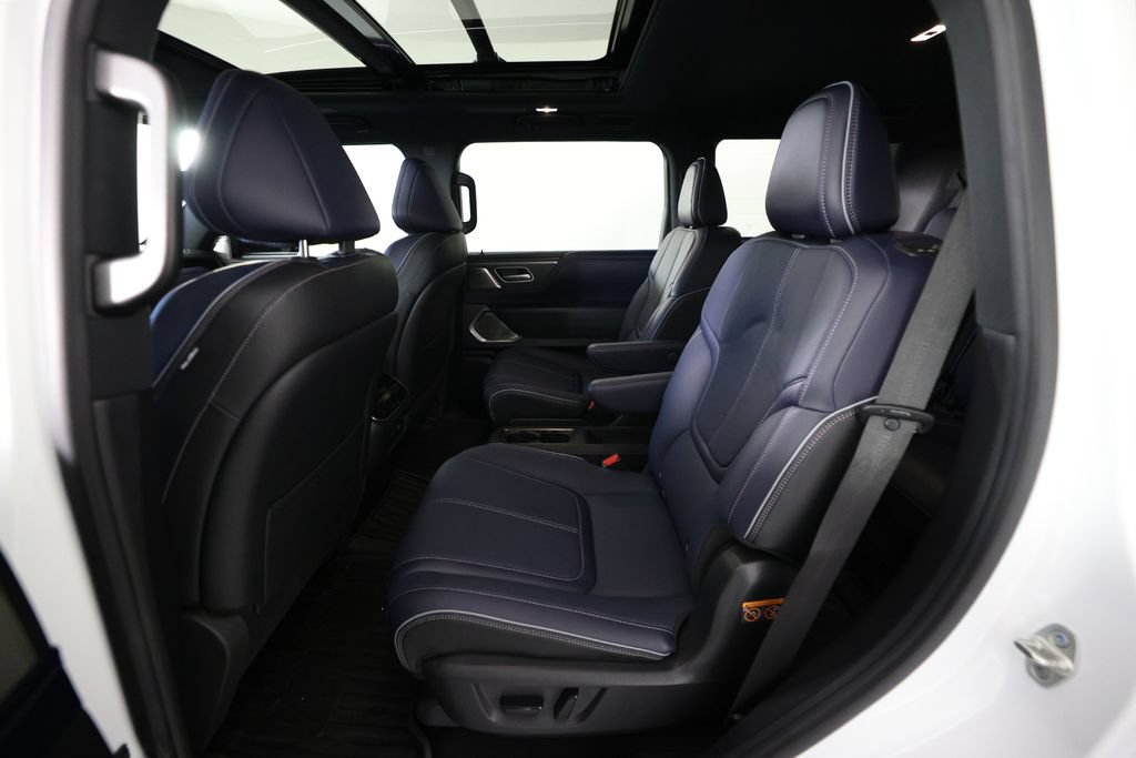 Used 2026 INFINITI QX80 4WD image 16