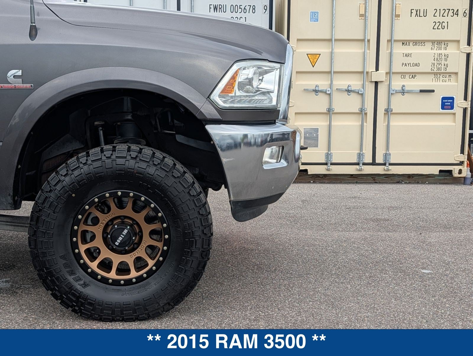 Used 2015 RAM 3500 Laramie w/ Convenience Group AWD/4WD image 12